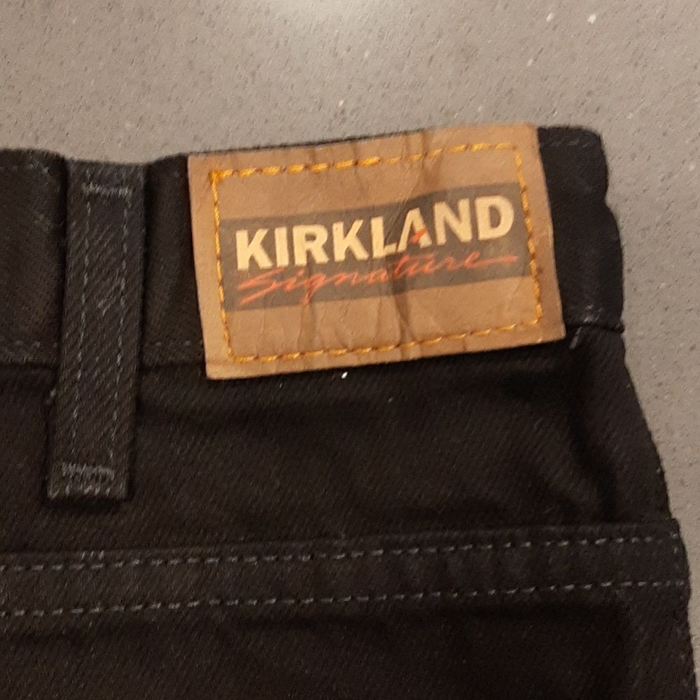 KirklandāSignatureāBlackāJeans - Picture 2 of 5